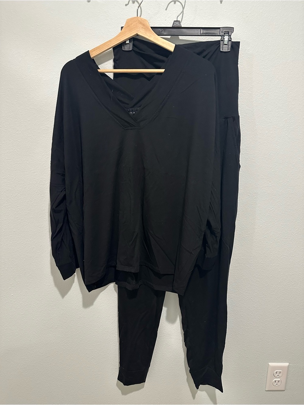 Hatch Black hospital departure set pants plus top Size S